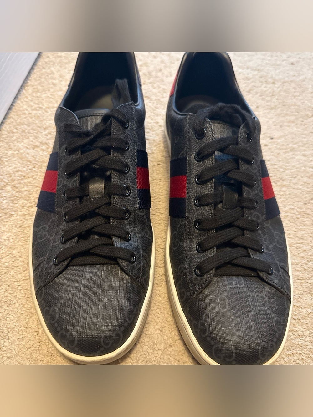Black Low-Top leather  Gucci Men’s Sneakers with Red-Blue Stripe